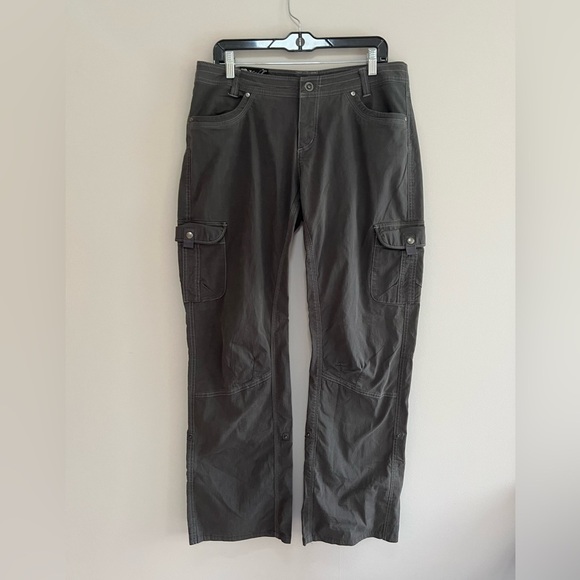 Kuhl Mountain Culture Splash Roll-Up Cargo Hiking Pants in Dark Gray, size 12 - Picture 3 of 12